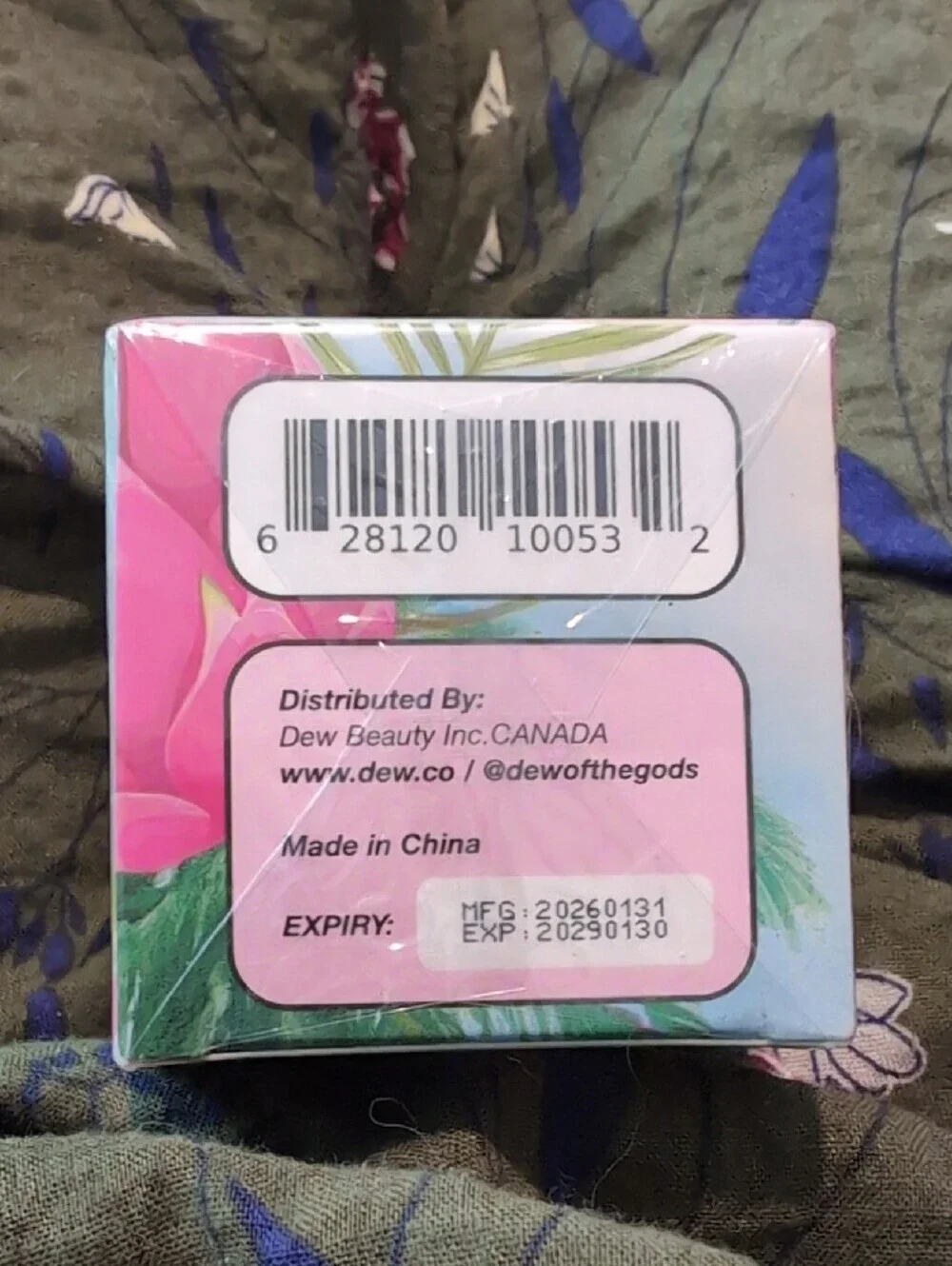 dew of the gods Maui Glaze Dragon Fruit Oil Cleanser - Hot Pink & Lime